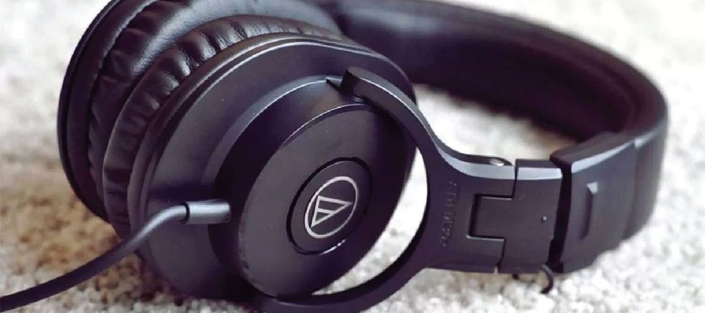Best Headphones Which Is Available Under Rs 2000
